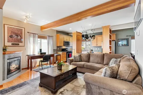 6617 198th Place SW Lynnwood WA 98036