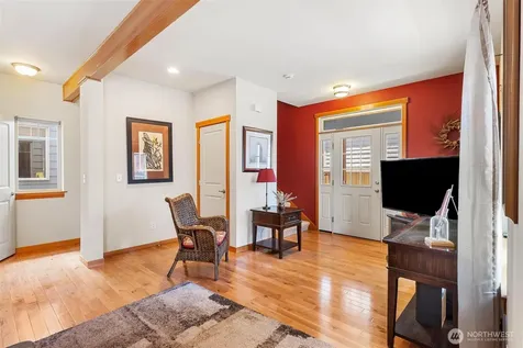 6617 198th Place SW Lynnwood WA 98036