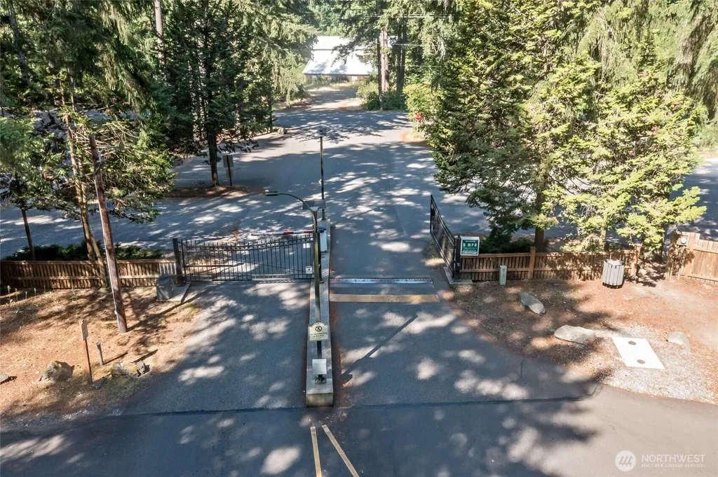 21827 Crest Lane SE Yelm WA 98597