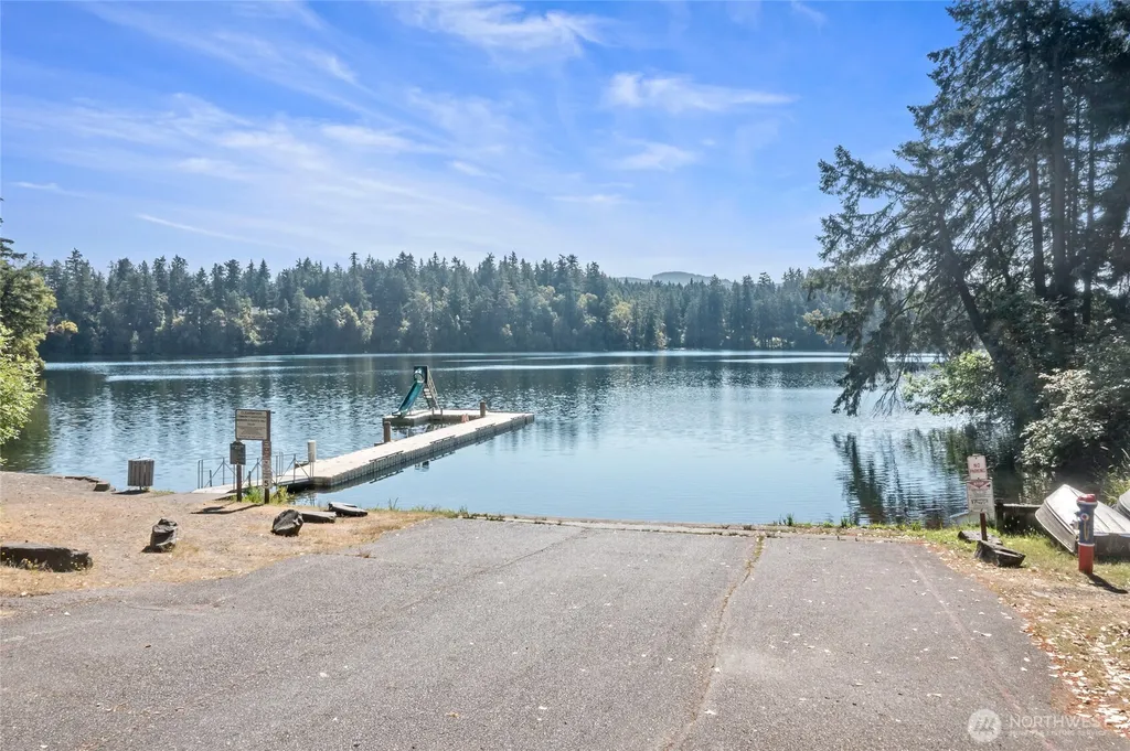 21827 Crest Lane SE Yelm WA 98597