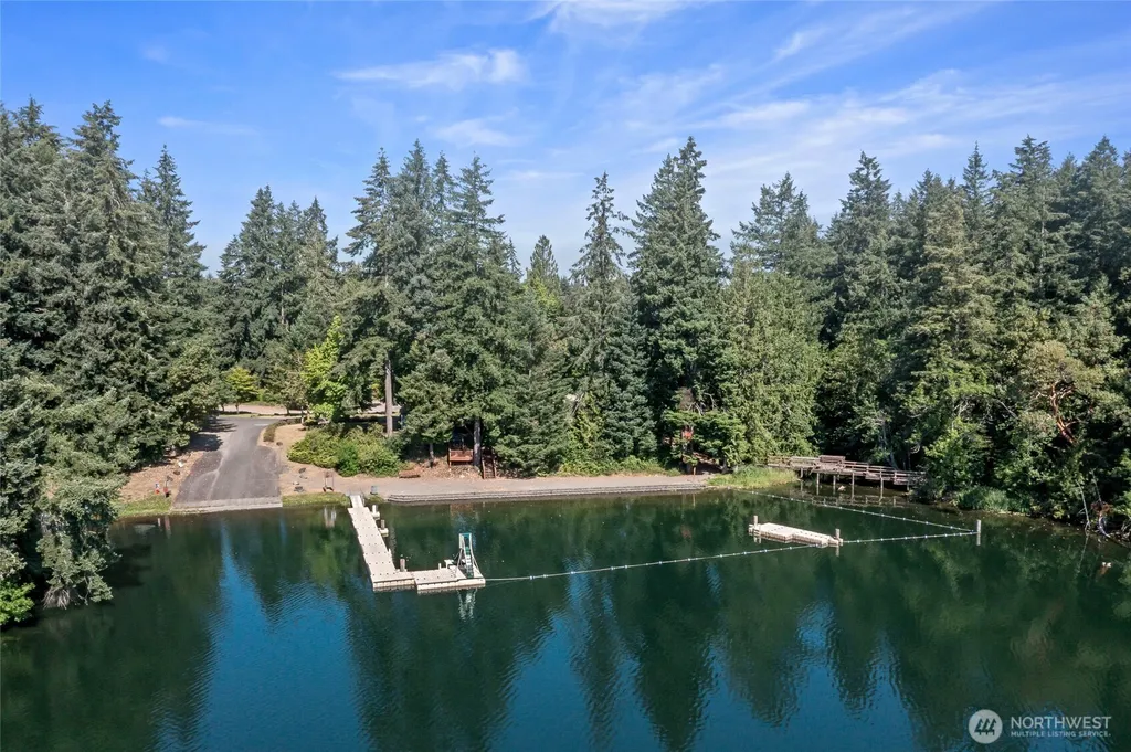 21827 Crest Lane SE Yelm WA 98597