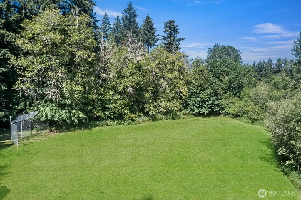 21827 Crest Lane SE Yelm WA 98597