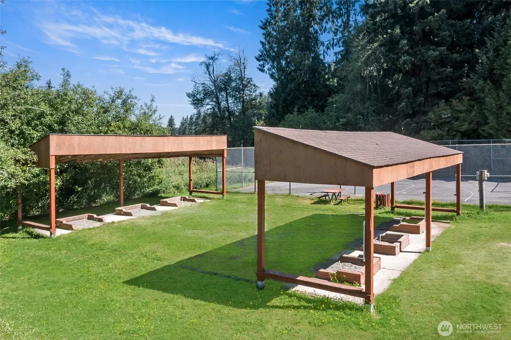 21827 Crest Lane SE Yelm WA 98597
