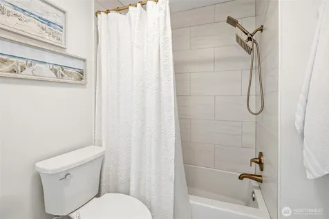16704 188th Place NE Woodinville WA 98072