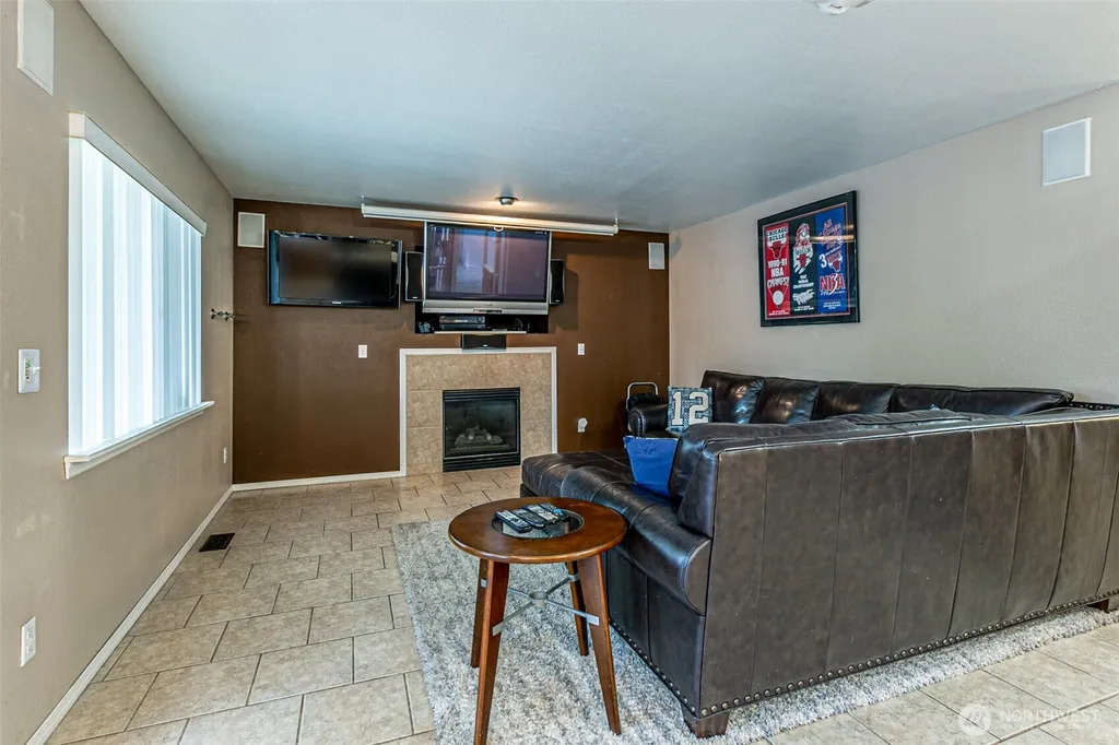 11218 215th Avenue E Bonney Lake WA 98391