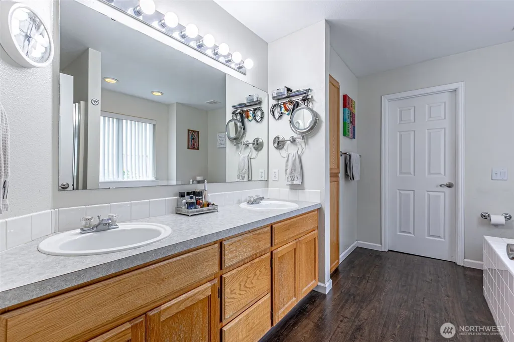 11218 215th Avenue E Bonney Lake WA 98391