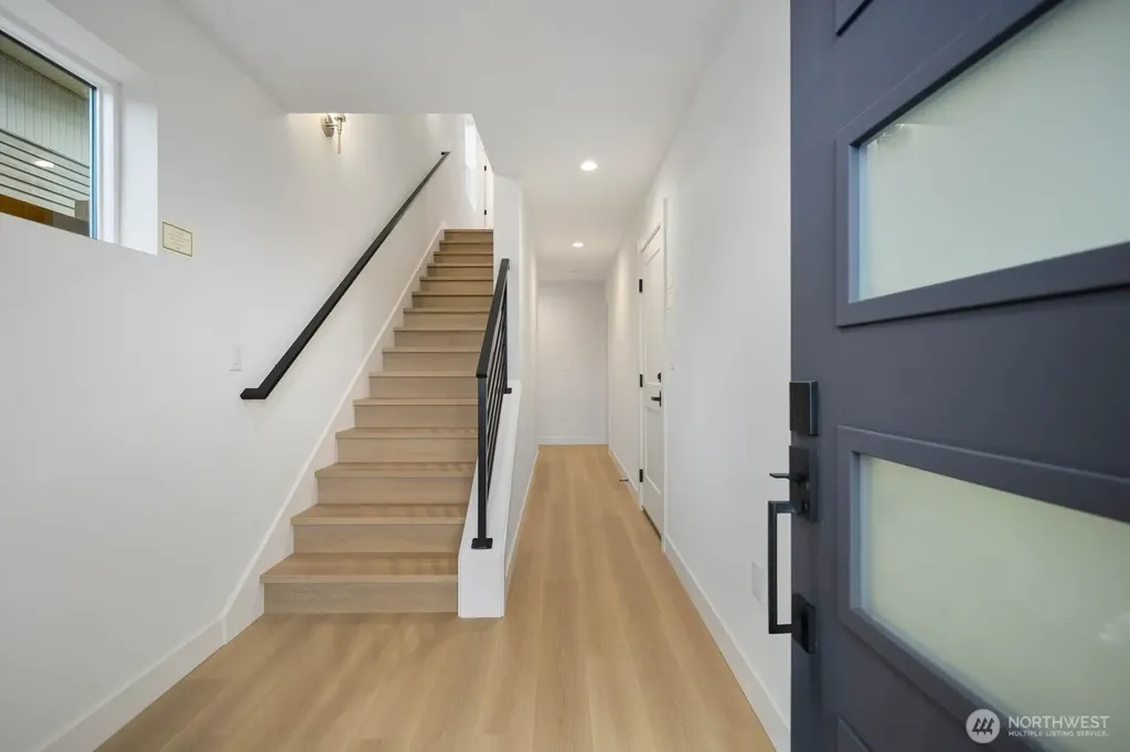 13321 3rd Avenue NE Seattle WA 98125