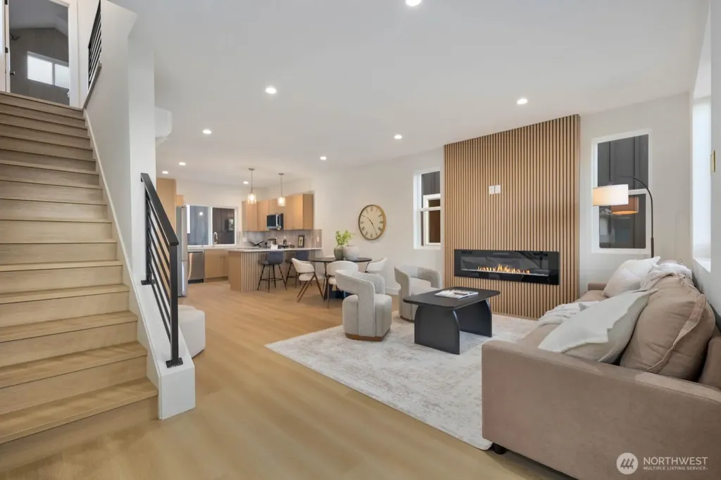 13321 3rd Avenue NE Seattle WA 98125