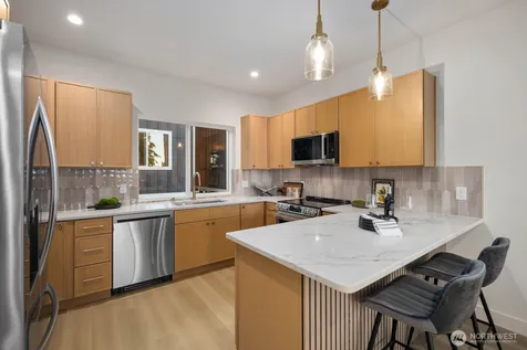 13321 3rd Avenue NE Seattle WA 98125