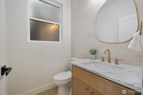 13321 3rd Avenue NE Seattle WA 98125