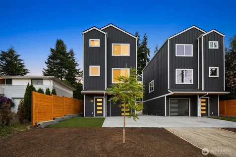 13321 3rd Avenue NE Seattle WA 98125