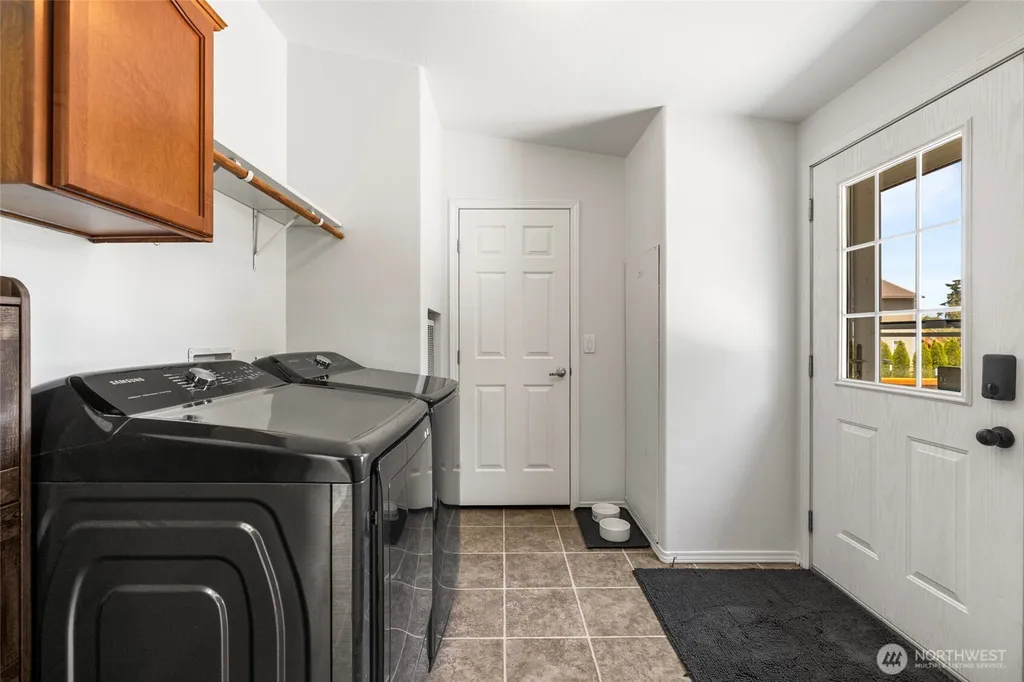 4919 G Loop Road Bow WA 98232