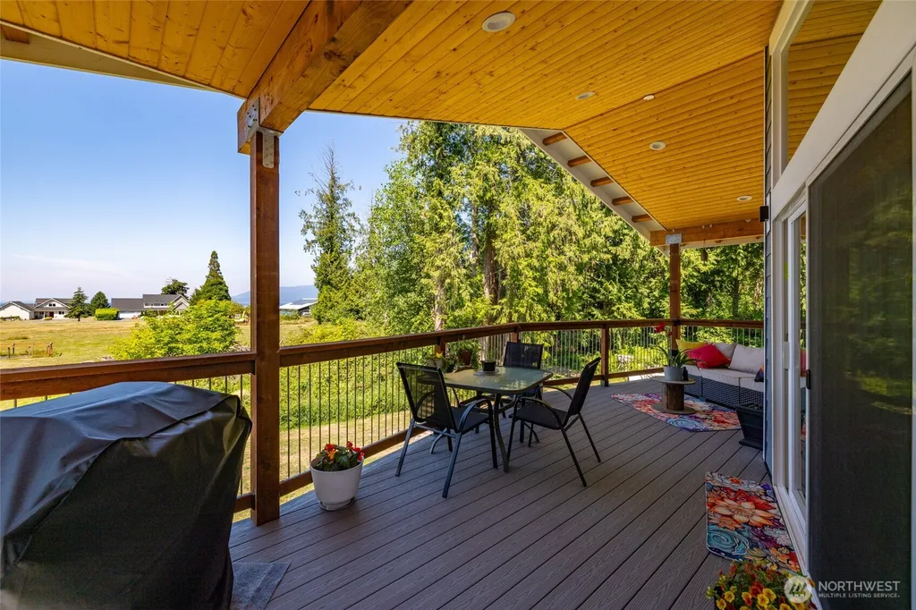 4919 G Loop Road Bow WA 98232