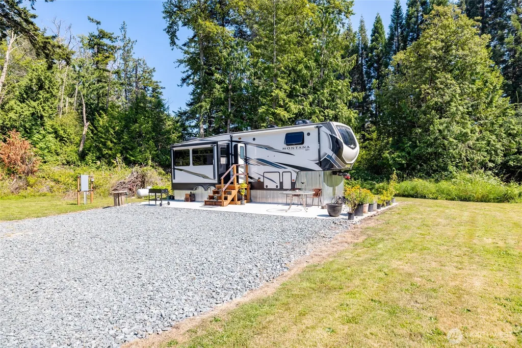 4919 G Loop Road Bow WA 98232