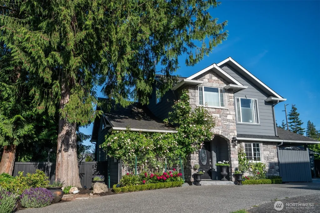 2203 22nd Street Anacortes WA 98221