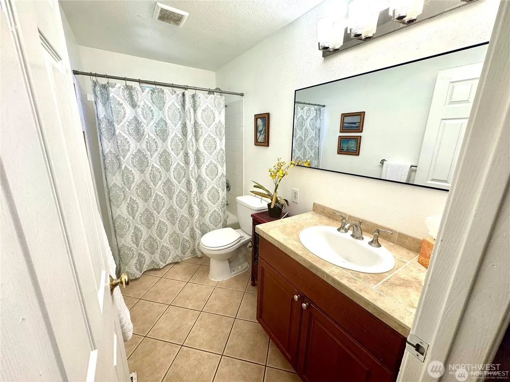 4016 Burton Place W Seattle WA 98199