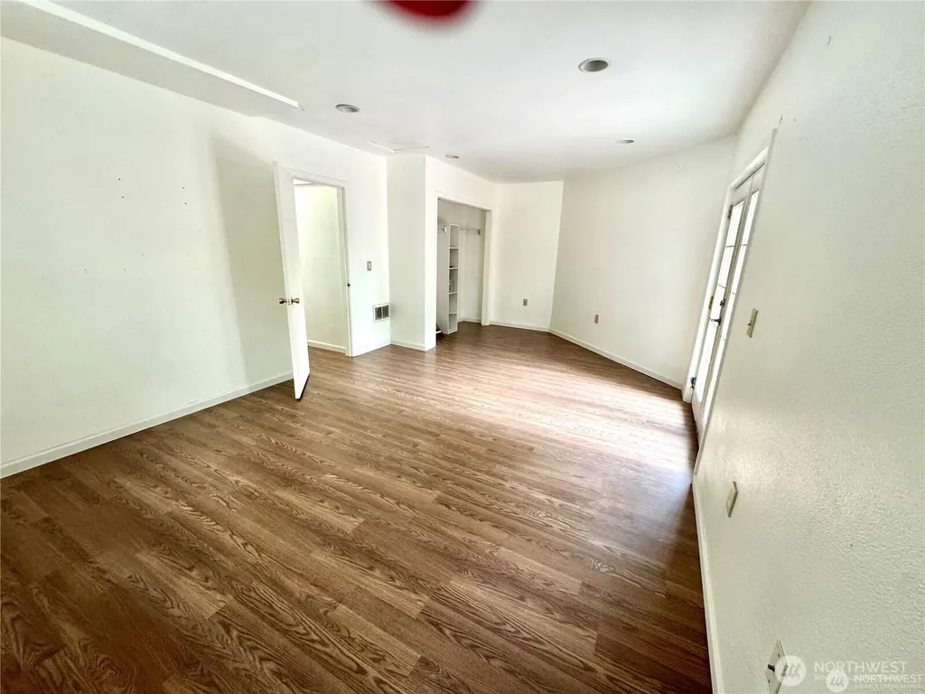 4016 Burton Place W Seattle WA 98199