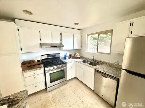 4016 Burton Place W Seattle WA 98199