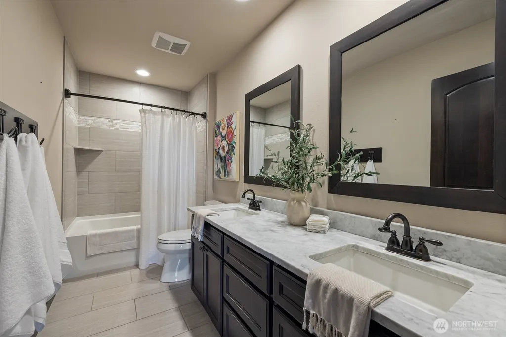 15012 86th Avenue E Puyallup WA 98375
