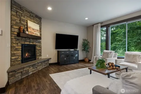 15012 86th Avenue E Puyallup WA 98375