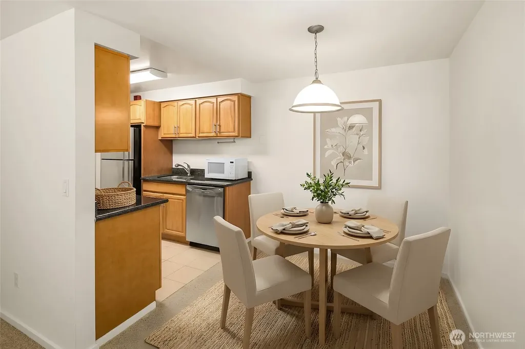 11208 NE 68th Kirkland WA 98033