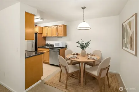 11208 NE 68th Kirkland WA 98033