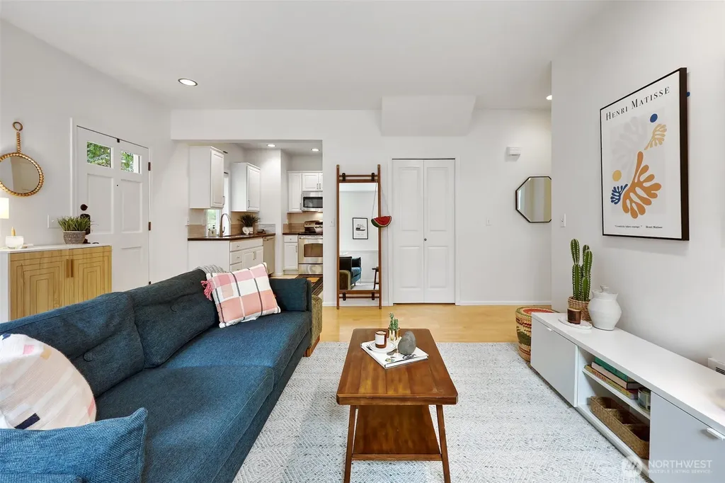 2110 California Avenue SW Seattle WA 98116