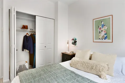2110 California Avenue SW Seattle WA 98116