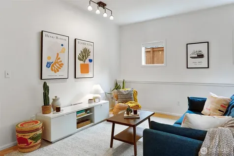 2110 California Avenue SW Seattle WA 98116