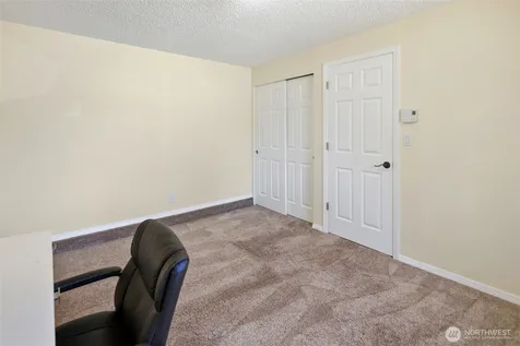 4325 152nd Street SW Lynnwood WA 98087