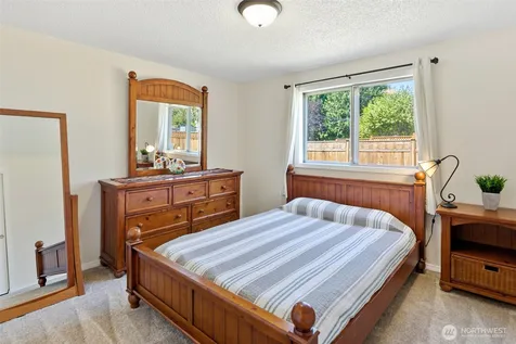 4325 152nd Street SW Lynnwood WA 98087