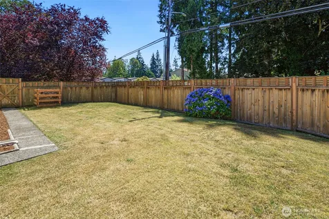 4325 152nd Street SW Lynnwood WA 98087
