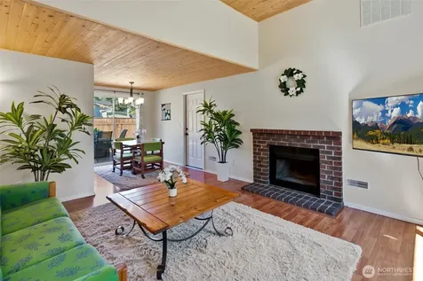 4325 152nd Street SW Lynnwood WA 98087