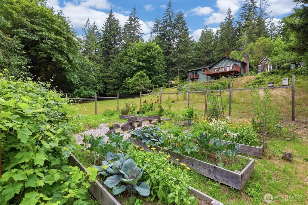 4811 Ashram Lane NW Olympia WA 98502