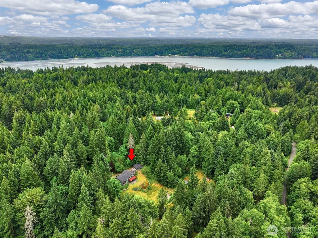 4811 Ashram Lane NW Olympia WA 98502