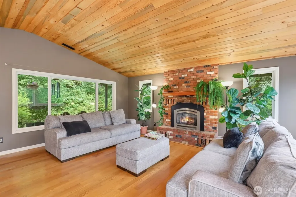4811 Ashram Lane NW Olympia WA 98502