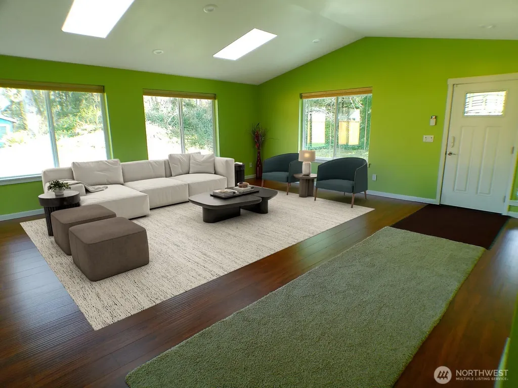 744 SE Evergreen Avenue Ocean Shores WA 98502