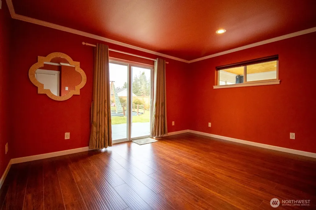 744 SE Evergreen Avenue Ocean Shores WA 98502