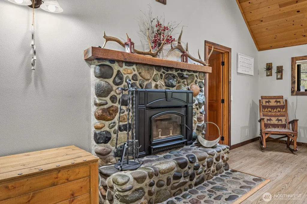 170 Deer Cove Lane Naches WA 98937