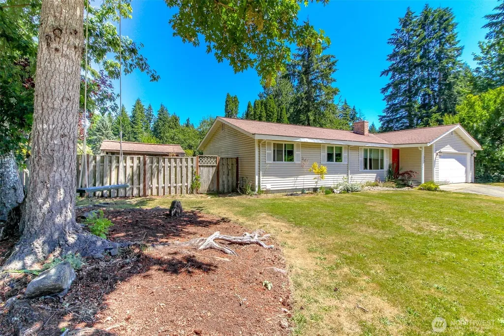 737 NW Firglade Drive Bremerton WA 98311