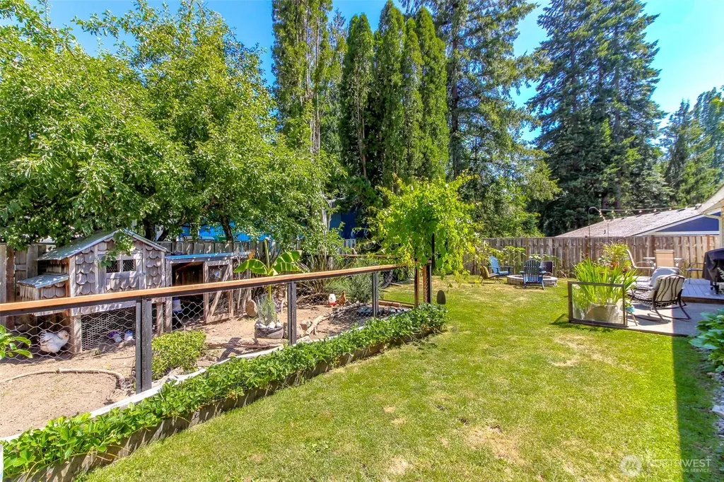 737 NW Firglade Drive Bremerton WA 98311
