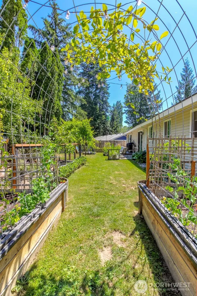 737 NW Firglade Drive Bremerton WA 98311