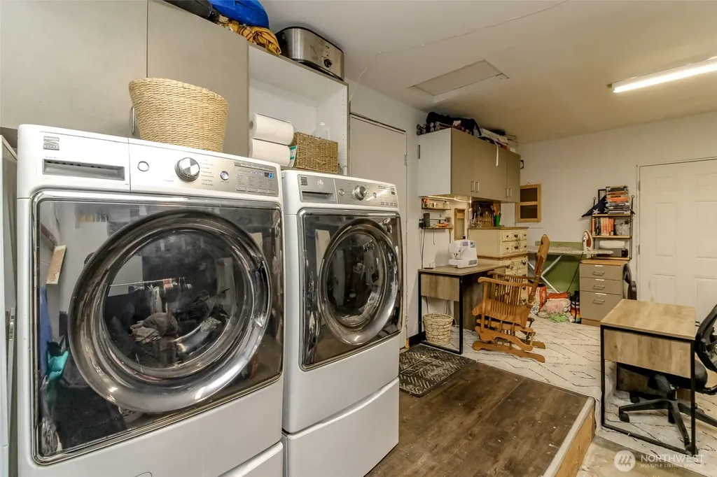 737 NW Firglade Drive Bremerton WA 98311