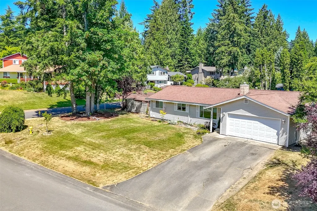 737 NW Firglade Drive Bremerton WA 98311