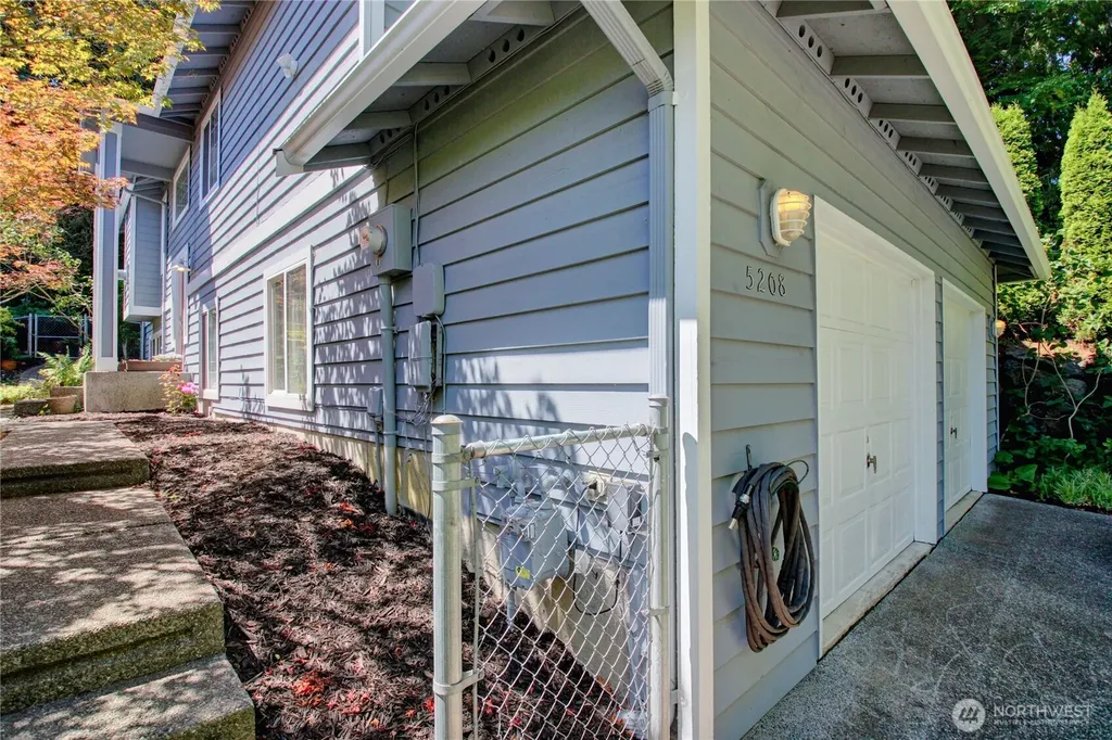 5208 213th Place SW Mountlake Terrace WA 98043