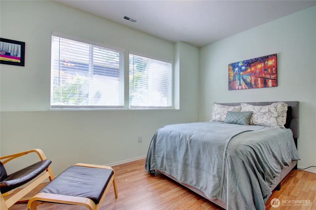 5208 213th Place SW Mountlake Terrace WA 98043