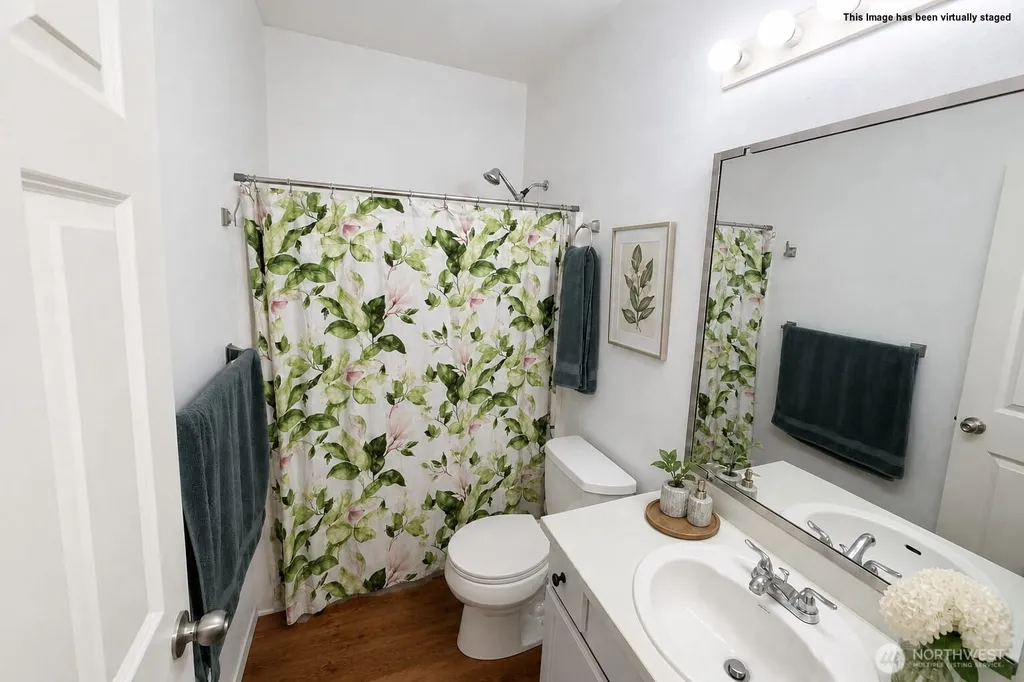5208 213th Place SW Mountlake Terrace WA 98043