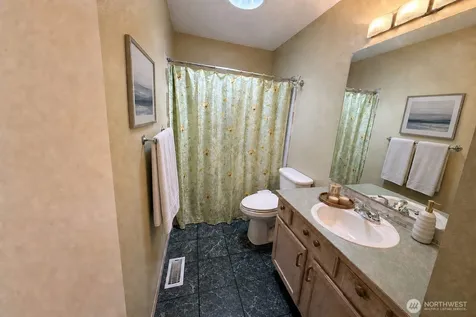 5208 213th Place SW Mountlake Terrace WA 98043