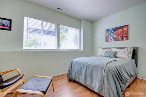 5208 213th Place SW Mountlake Terrace WA 98043