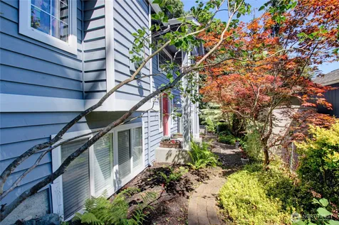 5208 213th Place SW Mountlake Terrace WA 98043